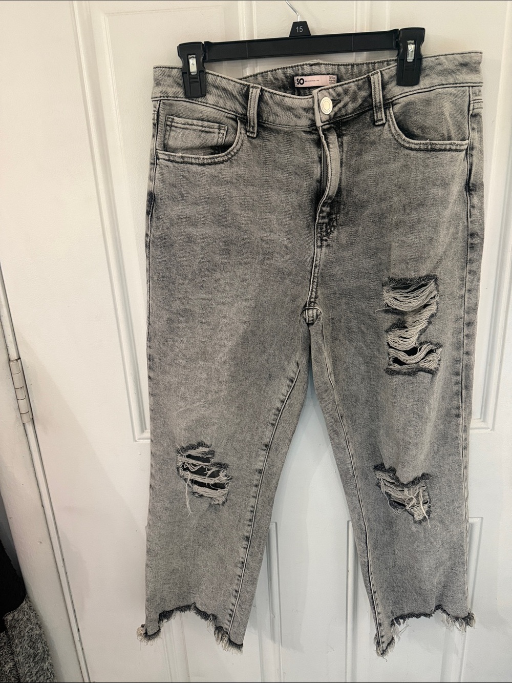 SO Gray Distressed Cropped High-Rise Jeans